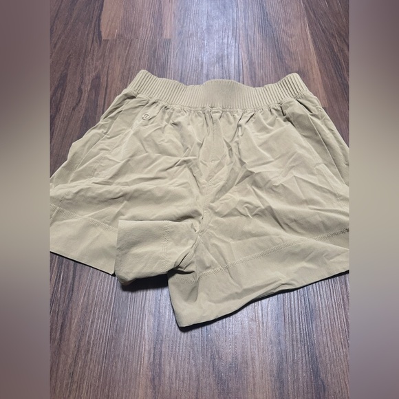 Lululemon Athletica Athletic Shorts - Picture 4 of 5